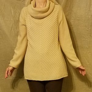 NEW! Valerie Stevens Gold Metallic Sweater